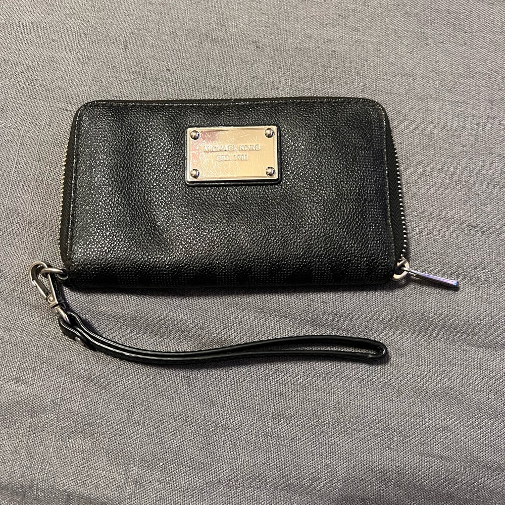 Michael Kors Black Textured Wristlet